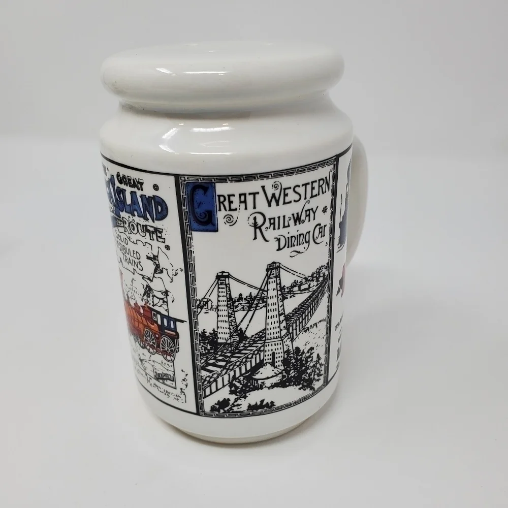 VINTAGE HOLT HOWARD IRON HORSE SALT & PEPPER SHAKERS RAILROAD THEME TRAINS